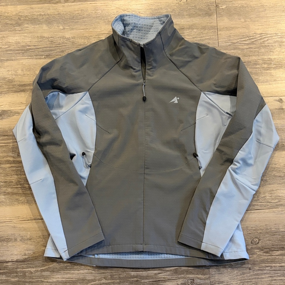 Eastern Mountain Sports women's Charcoal and Sky Blue Jacket